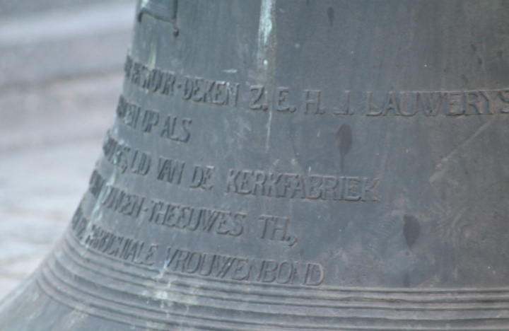 Klokken beiaard verwijderd uit Sint-Katharinakerk