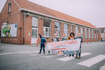 Hoogstraten test fietsstraat en schoolstraat uit